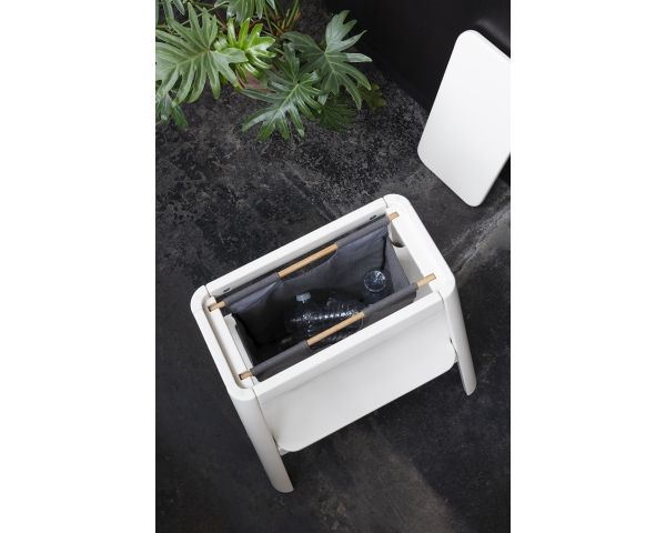 Taburete Step It Up blanco perla 5414, de Umage 4