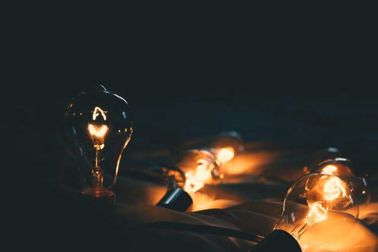 Cómo convertirse en líder del sector de iluminación de gracias a Denko, tu distribuidor de lámparas