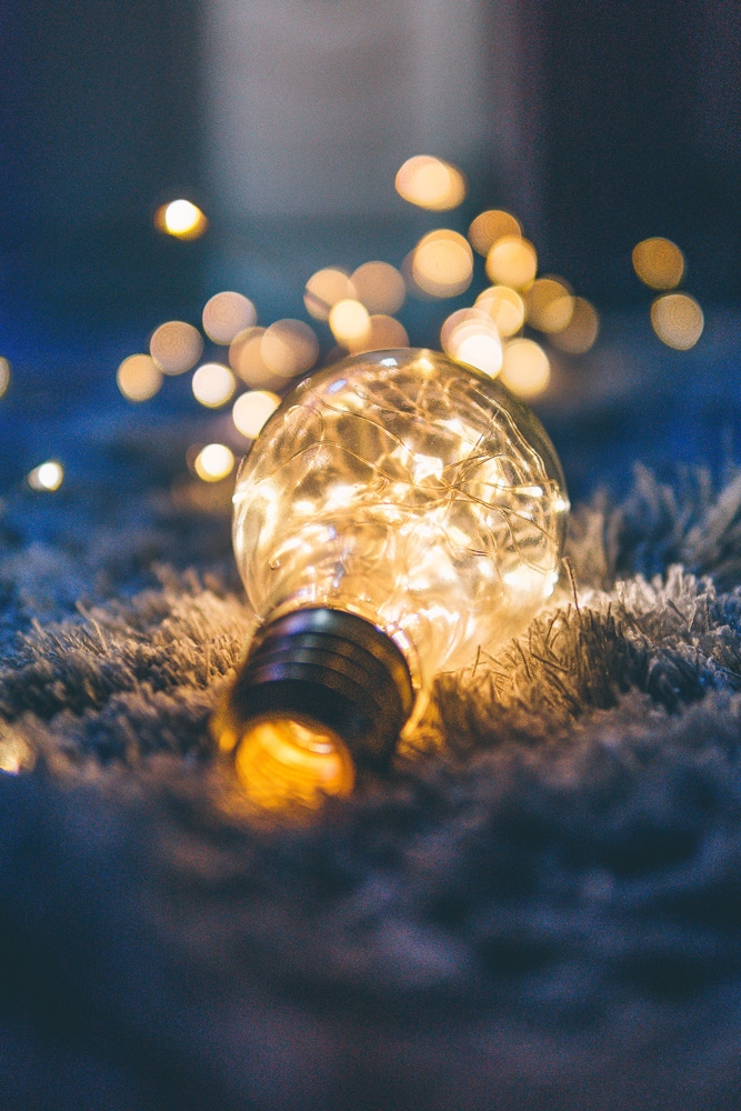 ¿Conoces los mitos sobre la iluminación LED? ¡Tu distribuidor de lámparas te lo explica!