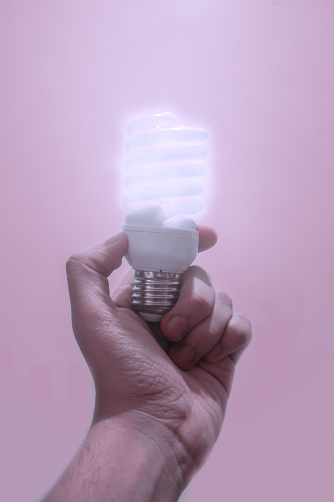 Motivos para escoger luces LED para iluminar tu tienda y vender más